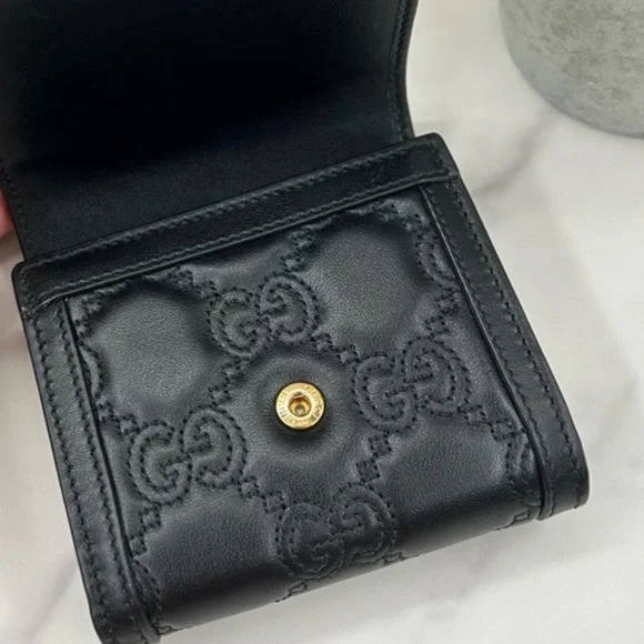 GUCCI Matelasse GG compact wallet LIKE NEW - Picture 3 of 6